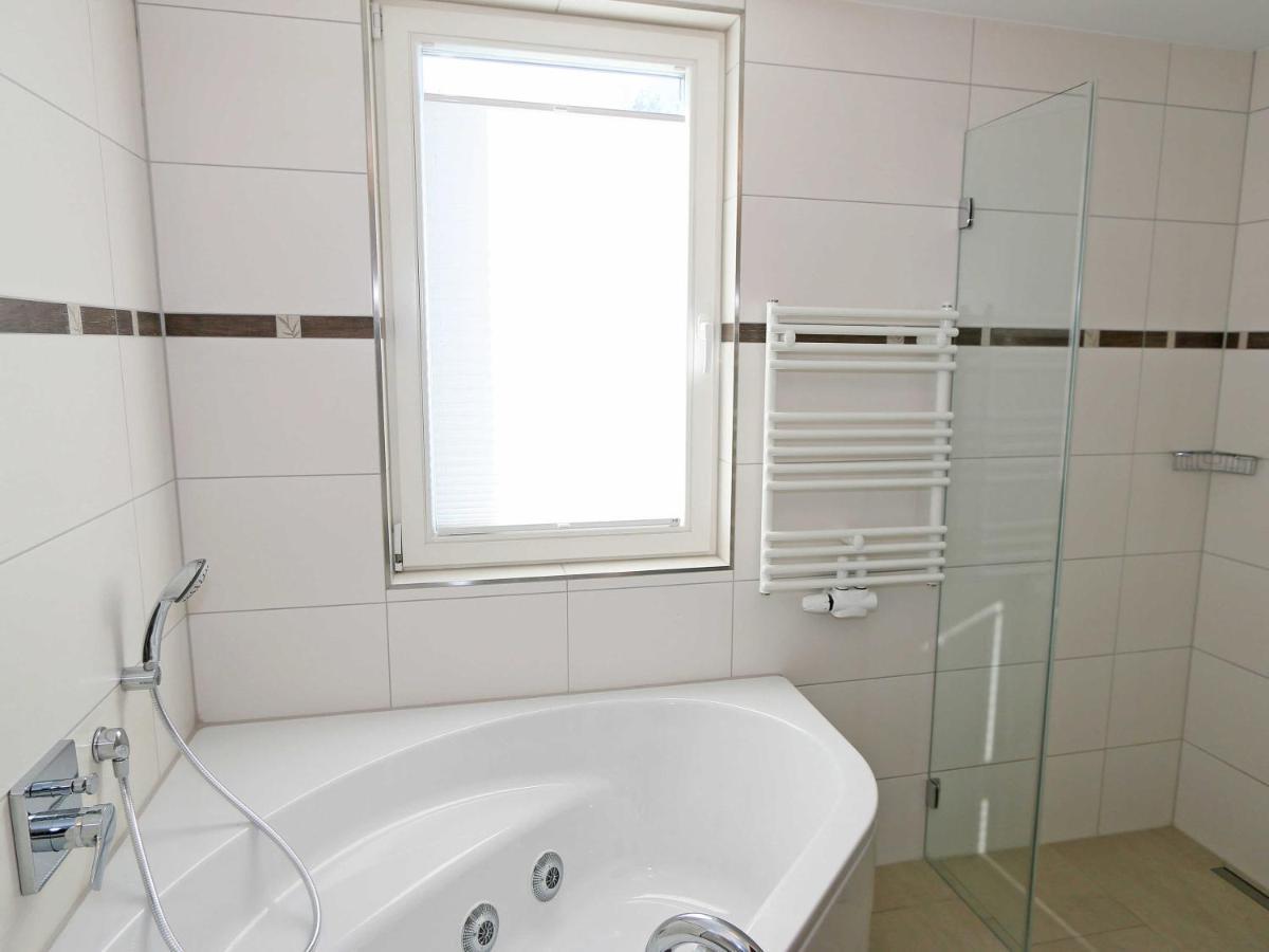 Strandvilla Baabe - Wg 12 Mit Meerblick, Kamin, Sauna, Whirlpool Экстерьер фото